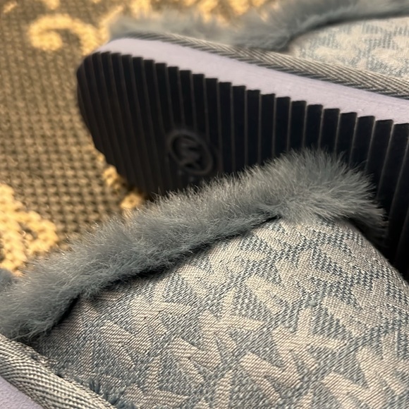 New in Box Michael Kors Janis Slipper - Picture 12 of 13